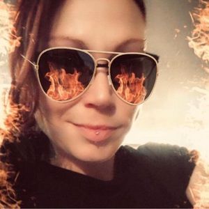 Meet your Posher, Glenda